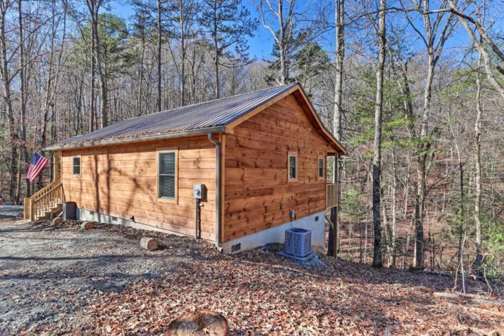 New Serene, Fun & Comfy Cabin- Covered Deck, Grill, Arcade 墨菲 外观 照片