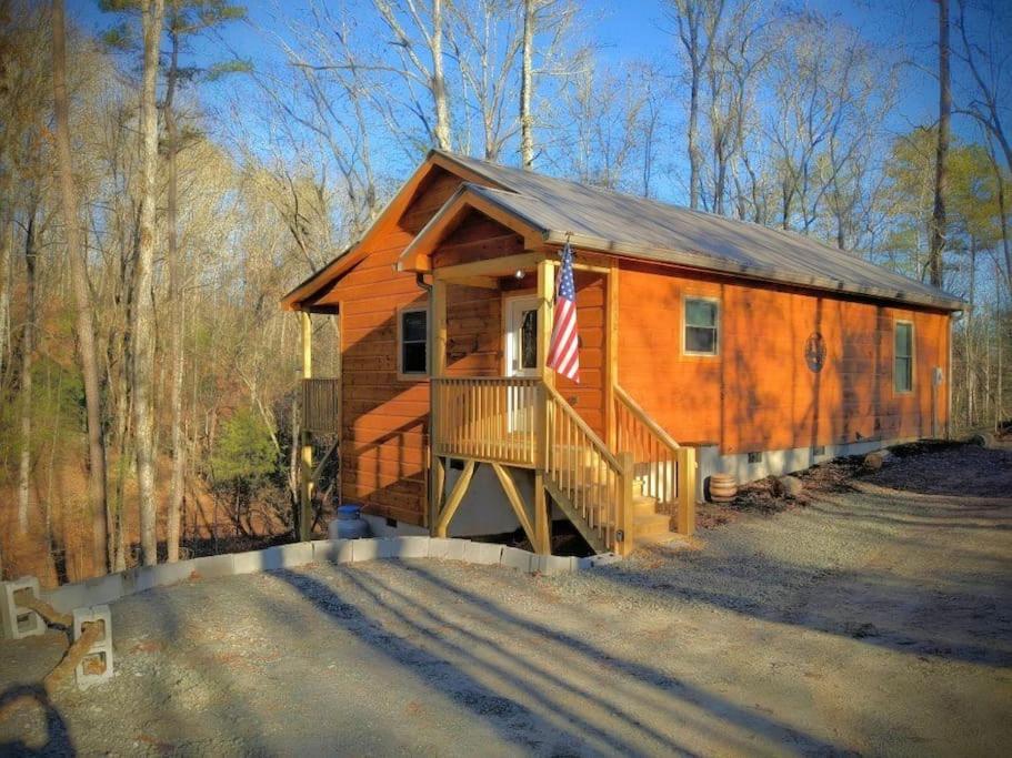 New Serene, Fun & Comfy Cabin- Covered Deck, Grill, Arcade 墨菲 外观 照片